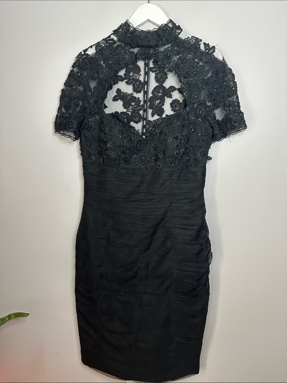 Jovani Black Lace Appliqué Sheath Dress size 12 NWT